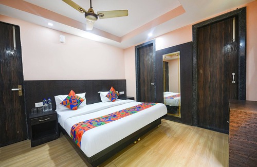 South West Hotel | Fabhotel Moon Light