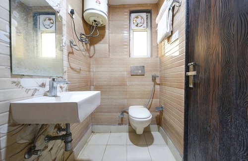 South West Hotel | Fabhotel Moon Light