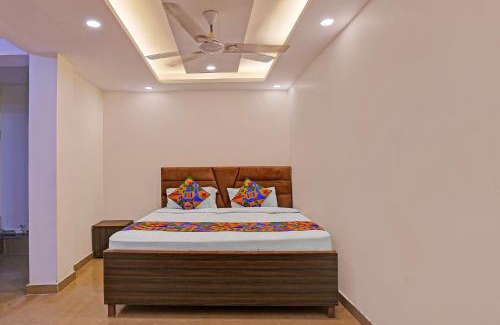 Ghaziabad Hotel | FabHotel Moonlight & Banquets