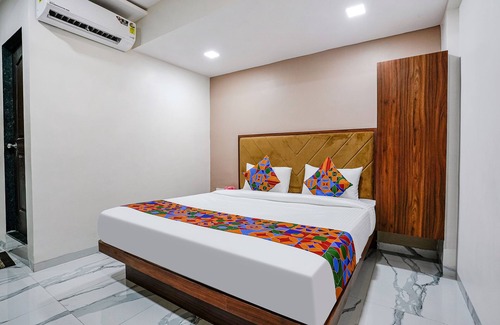 Vashi Hotel | Fabhotel New 7 Star