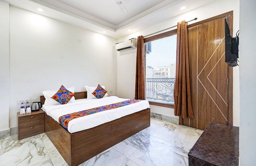 Sainik Farm Hotel | Fabhotel Nyt Residency