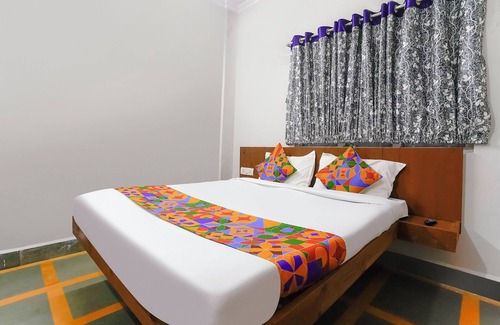Panvel Hotel | Fabhotel Peaceful Studio Aai Bungalow