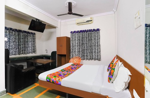 Panvel Hotel | Fabhotel Peaceful Studio Aai Bungalow