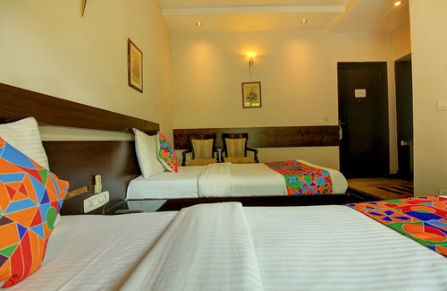 DLF City Hotel | Fabhotel Phoenix Hospitality