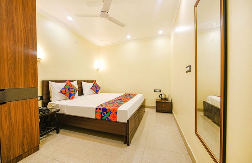 Dwarka Hotel | Fabhotel Prime Apple Tree Residency