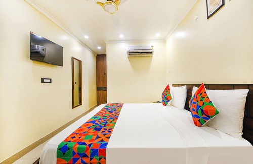 Dwarka Hotel | Fabhotel Prime Apple Tree Residency