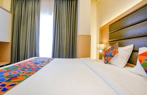 Rabale Hotel | Fabhotel Prime Landmark Aura