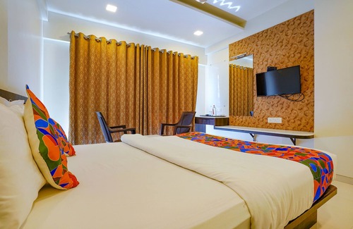 Nashik Hotel | Fabhotel Ramjis Residency