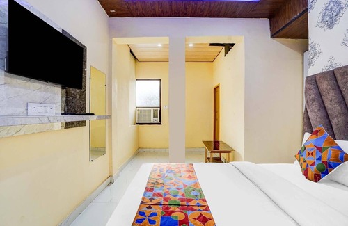 Kanpur Hotel | Fabhotel Ratraksh