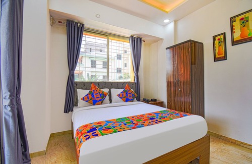 Mundhwa Hotel | Fabhotel Red Velvet Inn & Suites