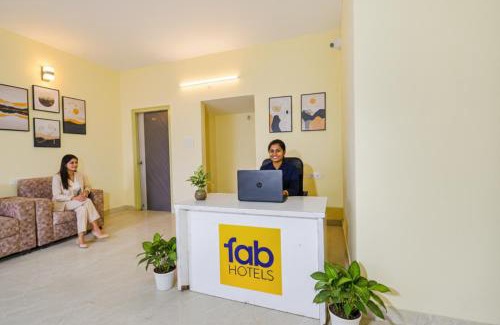 Gachibowli Hotel | FabHotel RK Suites - Nr US Consulate, Financial District