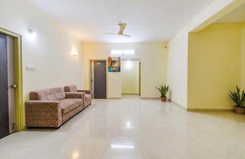Gachibowli Hotel | FabHotel RK Suites - Nr US Consulate, Financial District