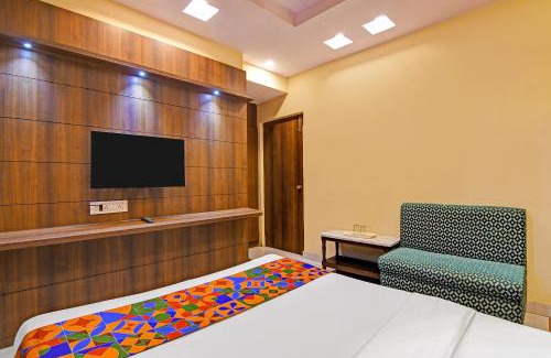 Taltala Hotel | FabHotel Samrat