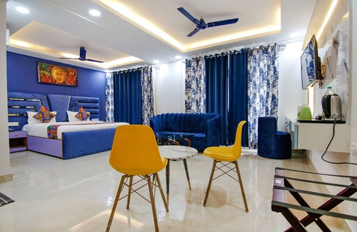 Noida Hotel | Fabhotel Satyam International