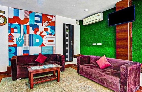 Raja Park Hotel | Fabhotel Sky Heights