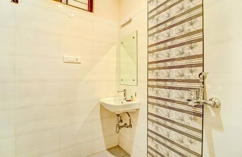 Kanpur Hotel | Fabhotel Solitaire Inn