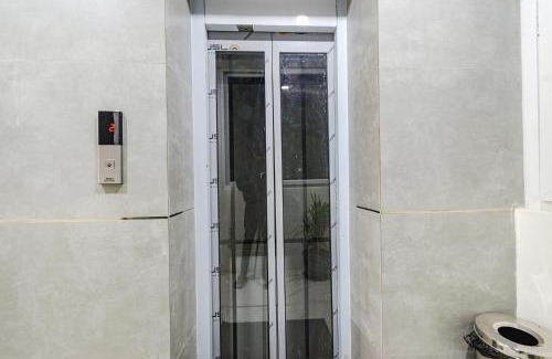 Serilingampally Hotel | FabHotel SSR Ikon Suites - Nr Hyderabad Central University, Kondapur