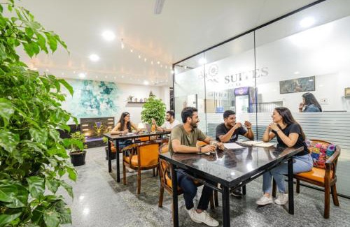 Serilingampally Hotel | FabHotel SSR Ikon Suites - Nr Hyderabad Central University, Kondapur