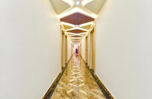 Ahmedabad Hotel | FabHotel Symphony Grand