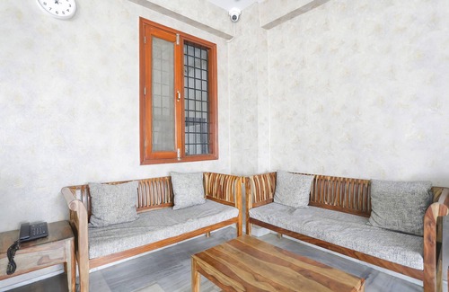 Noida Hotel | Fabhotel The Avasa