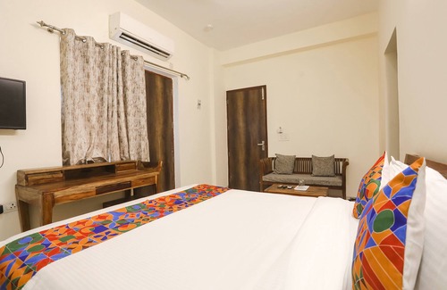 Noida Hotel | Fabhotel The Avasa