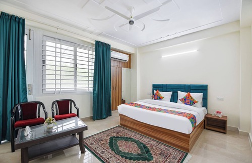 South West Hotel | Fabhotel Trident