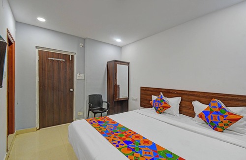 Miyapur Hotel | Fabhotel Vega