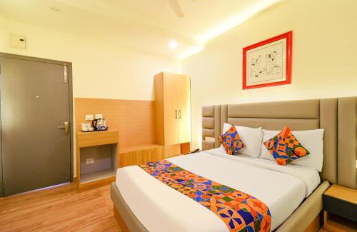 Kondapur Hotel | FabHotel White Ridge-SIa Life Hospital, Kondapur