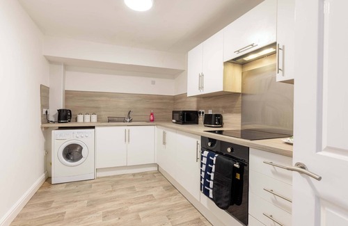 Whitehaven Apartamento | Fabulous 1 Bed Harbour-side Apartment with Balcony