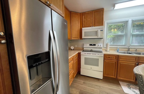 Mountain City Casa | Fabulous 2-bedroom house next to beautiful creek in Mtn City/Laurel Bloomery