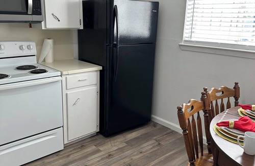 Killeen Apartamento | Fabulous 2-bedroom and 1-bathroom apartment with AC in charming Killeen