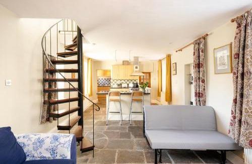 Bristol Casa | Fabulous 2 bedroom cottage in fantastic Clifton - Simply Check In