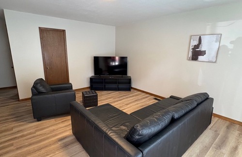 Manhattan Casa | Fabulous 2-bedroom house in Manhattan. Walkable to KSU.