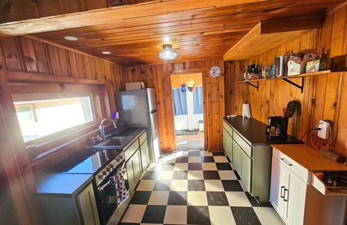 Port Ontario Casa | Fabulous 3-bedroom House on the salmon river with 126 feet of shoreline!