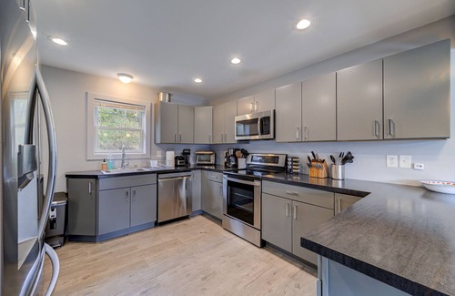 Dover Plains Casa | Fabulous 4 Season Resort Home on the Ten Mile River
