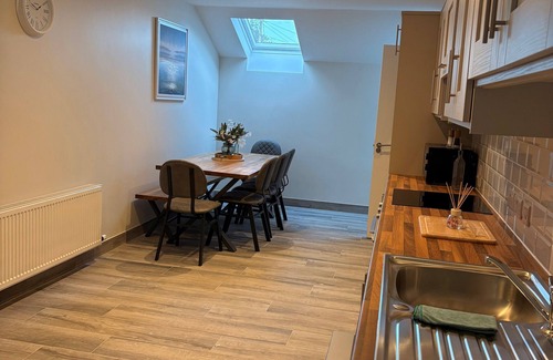 Cloyne Apartamento | Fabulous 5-bedroom Loft Apartment in Shanagarry Co Cork
