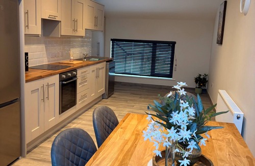 Cloyne Apartamento | Fabulous 5-bedroom Loft Apartment in Shanagarry Co Cork