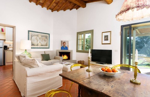 Bolgheri Villa | FABULOUS 7BD-7BA VILLA W/ BEAUTIFUL VIEWS AT BOLGHERI