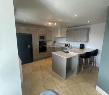 Victorian Quarter Apartamento | Fabulous and Sunny 2 bed Apartment, in City Centre