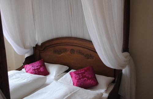 Wiesenburg/Mark Otro | Fabuloso apartamento en el ala este del castillo histórico Wiesenburg