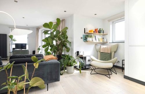 Newhaven Apartamento | Fabulous Apartment with Bay View Terrace