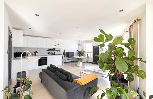 Newhaven Apartamento | Fabulous Apartment with Bay View Terrace