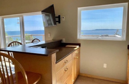 Iona Cabina | Fabulous Bras d'Or Lake View cabins
