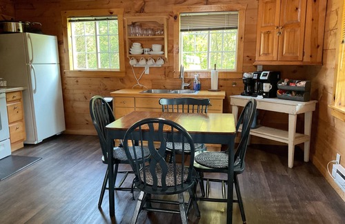 Hillsboro Cabina | Fabulous cabin with AC in charming Hillsboro