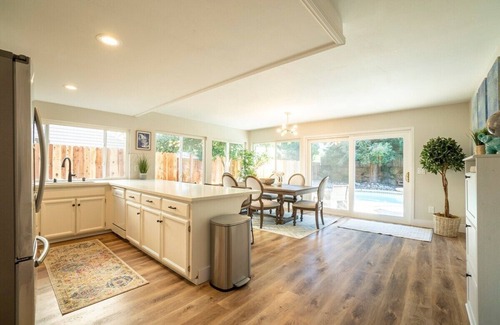 Fair Oaks Casa | Fabulous Fair Oaks 5b Home * King Bed * Pool