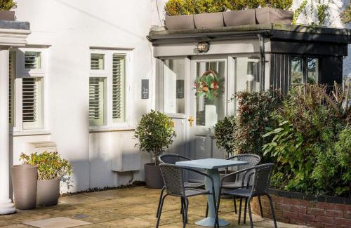 Malvern Apartamento | Fabulous ground floor apartment.