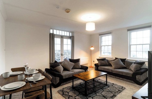 Southend-on-Sea Apartamento | Lovely 2 Bed Harbourside Apartment with Sea Views