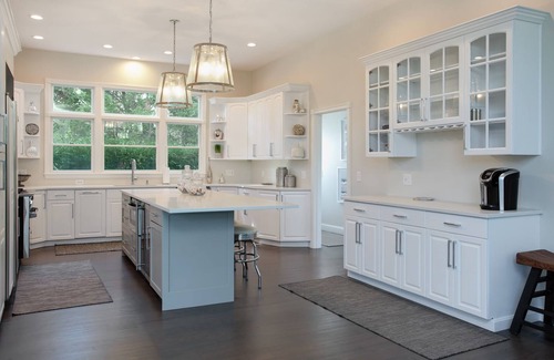 West Barnstable Casa | Impresionantes vistas de Sandy Neck ... ¡Relájate este verano con estilo y siéntate junto a la piscina!