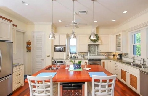 Boca Grande Casa | Fabulous home in the Ultimate Gasparilla Island location.