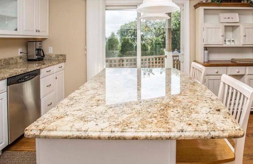 Easton's Point Cabaña | Fabulous home, walk to beach, dine outside, large yard,3 bed 2 bath